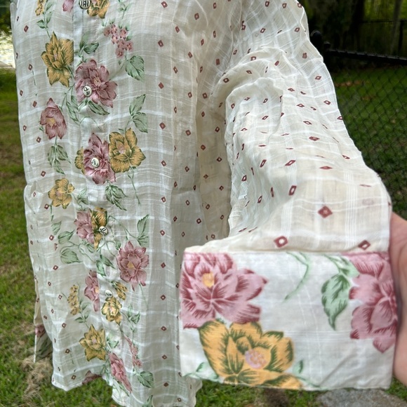 Button down shirt size 4 - Picture 3 of 6